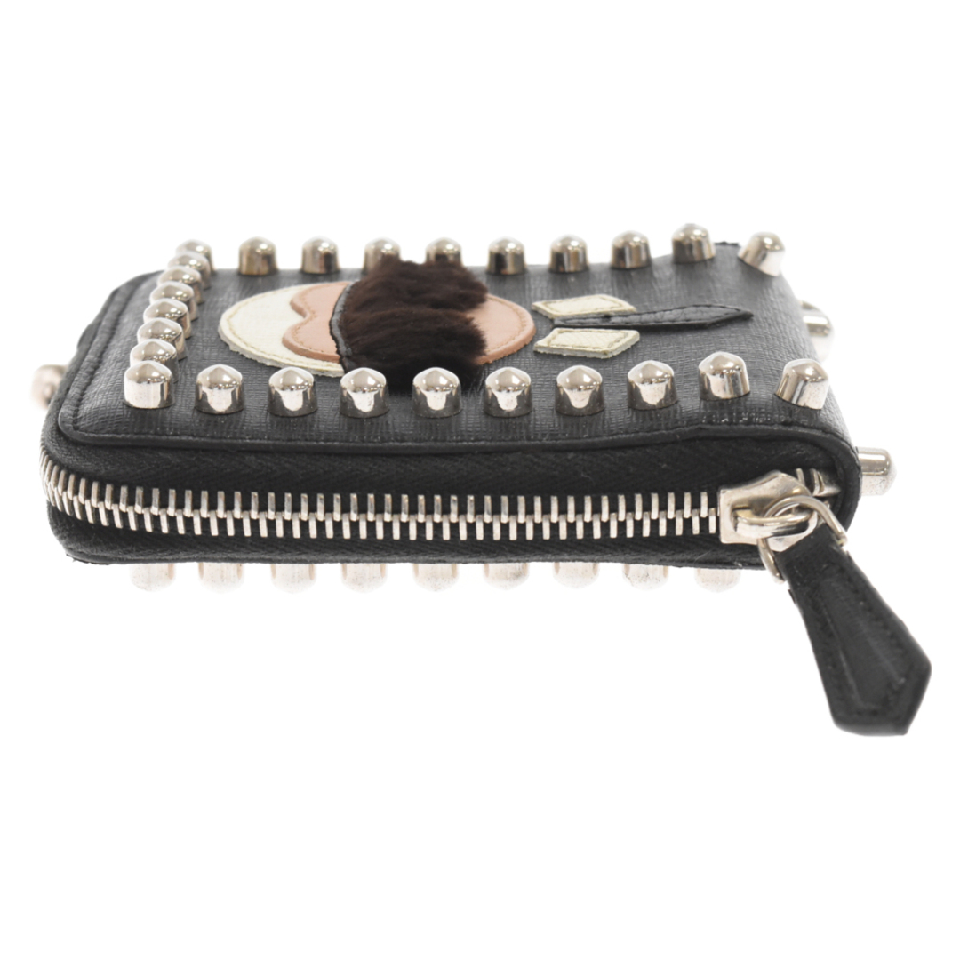 FENDI(フェンディ)のFENDI フェンディ カーリトコレクション ラウンドファスナーコンパクトウォレット ウォレットチェーン付き 二つ折り財布 ブラック メンズのファッション小物(折り財布)の商品写真
