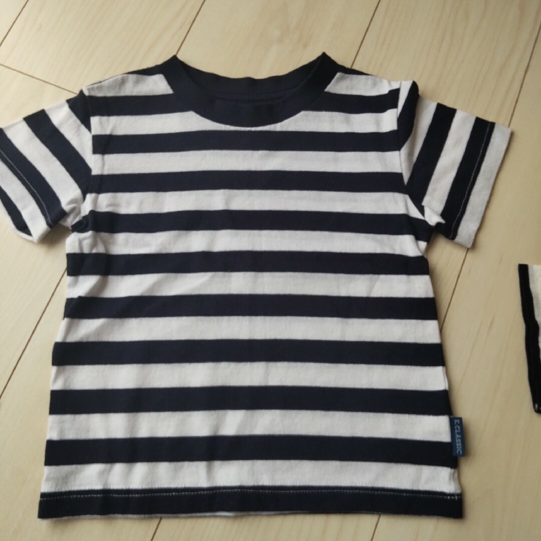 西松屋(ニシマツヤ)のボーダーTシャツ 100cm 双子 キッズ/ベビー/マタニティのキッズ服男の子用(90cm~)(Tシャツ/カットソー)の商品写真