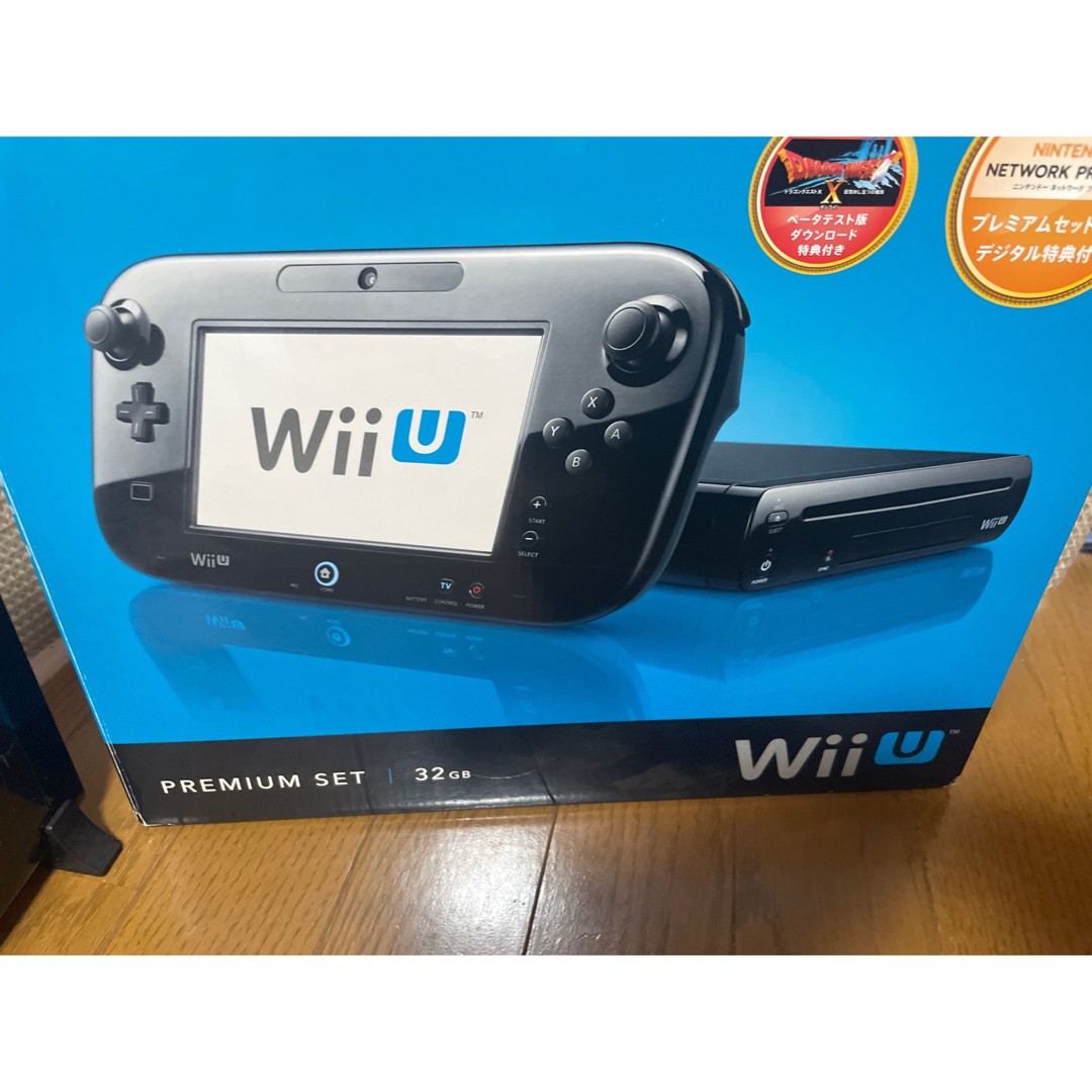 任天堂(ニンテンドウ)のニンテンドー Wii U 本体　ブラック　黒　 32GB 　 エンタメ/ホビーのゲームソフト/ゲーム機本体(家庭用ゲーム機本体)の商品写真