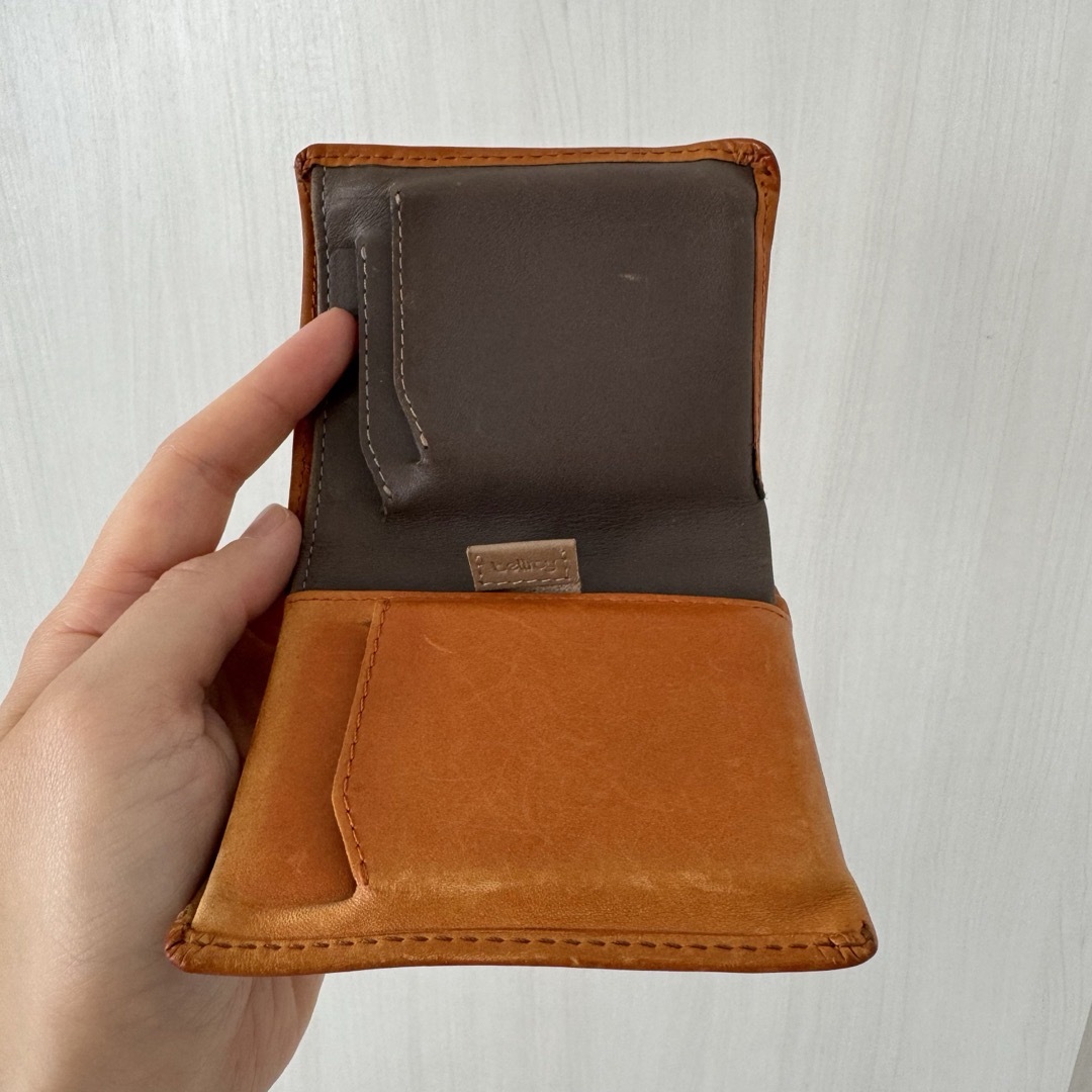 bellroy(ベルロイ)の早い者勝ち★ベルロイ　ノートスリーブウォレット　二つ折り財布　革財布 メンズのファッション小物(折り財布)の商品写真