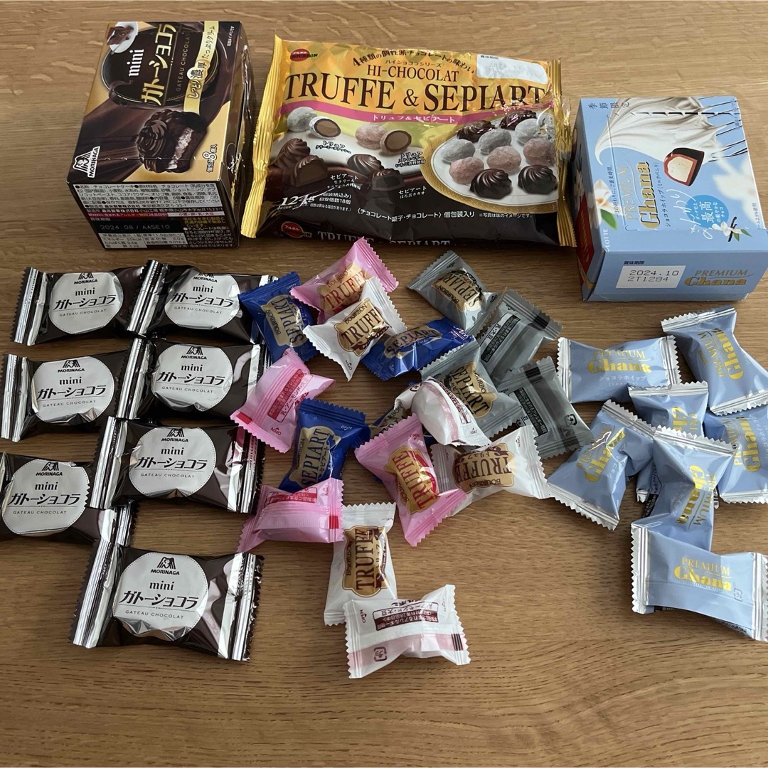 チョコレート　お菓子　詰め合わせ 食品/飲料/酒の食品(菓子/デザート)の商品写真