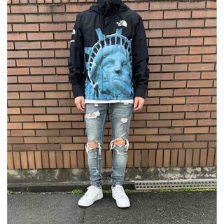 シュプリーム(Supreme)のコーデ販売　Supreme The North Face mnml ジーンズ(マウンテンパーカー)