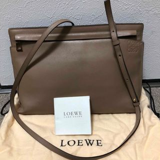 ロエベ(LOEWE)のロエベ　ショルダーバック　ブラウン　本革(ショルダーバッグ)