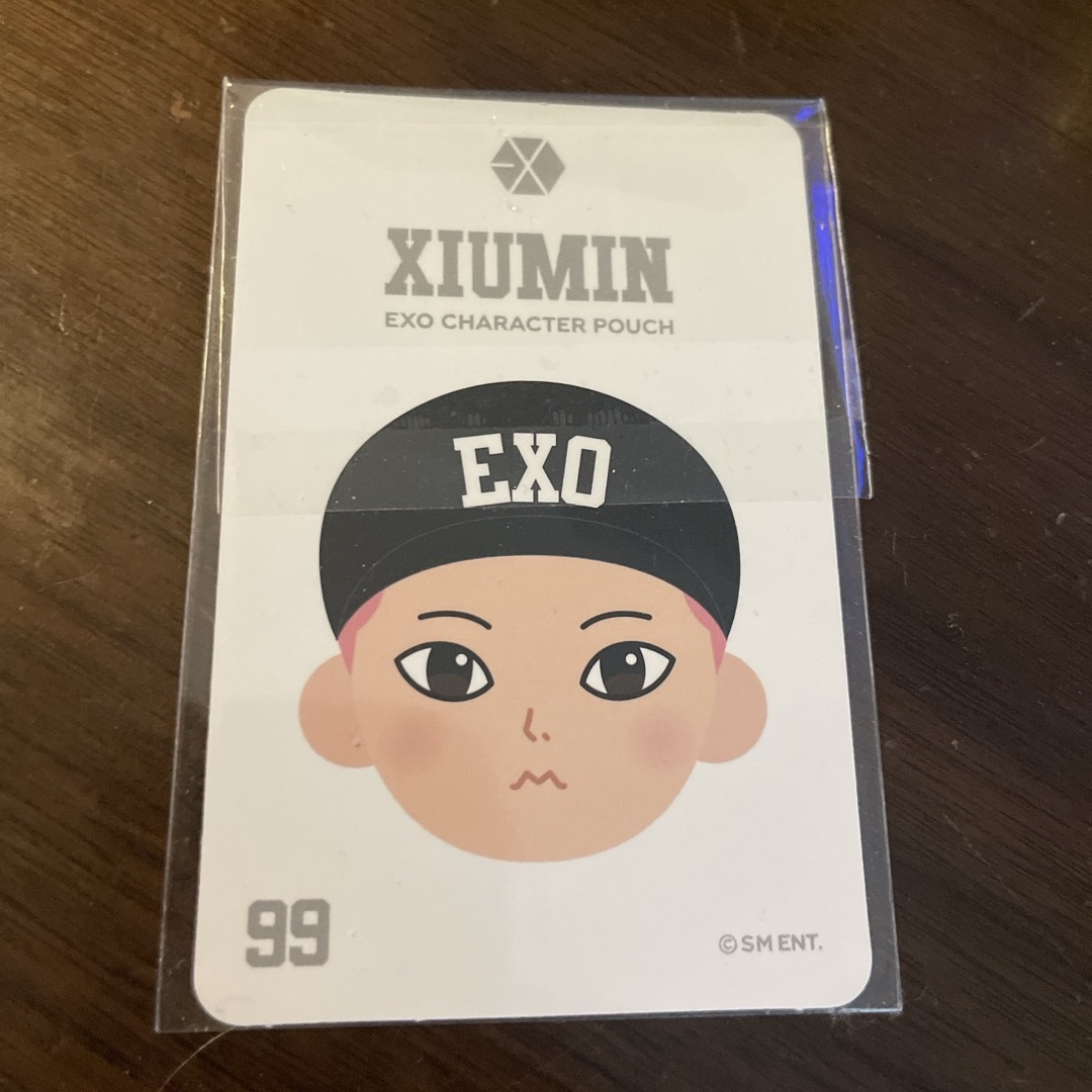 EXO(エクソ)のEXO 公式グッズ特典 非売品フォトカード シウミン エンタメ/ホビーのタレントグッズ(アイドルグッズ)の商品写真