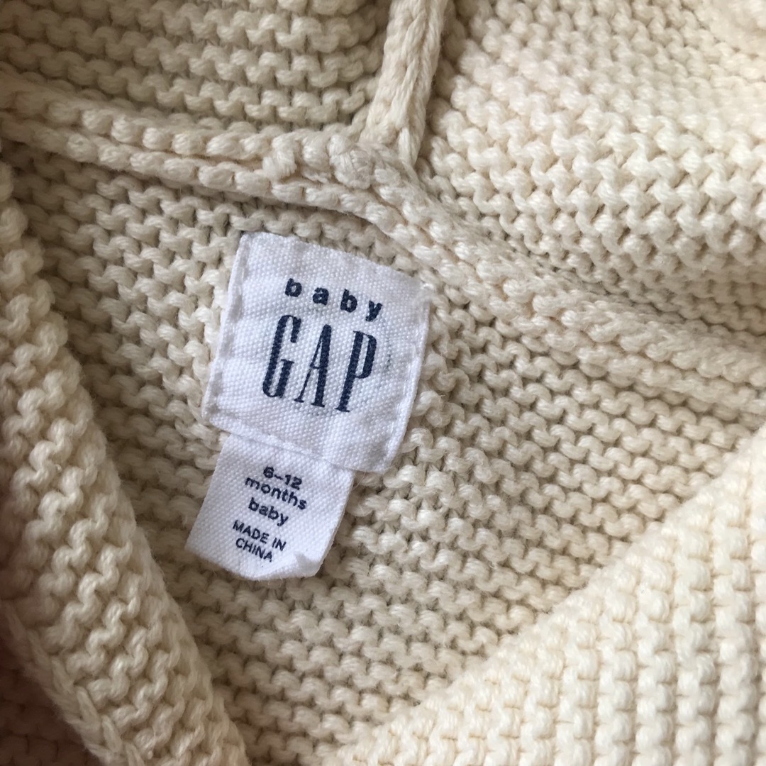 GAP Kids(ギャップキッズ)のGAP くまさんニットカーディガン キッズ/ベビー/マタニティのベビー服(~85cm)(ニット/セーター)の商品写真