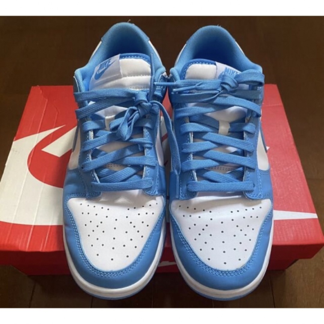 NIKE(ナイキ)のNIKE DUNK LOW UNIVERSITY BLUE 27.5cm メンズの靴/シューズ(スニーカー)の商品写真