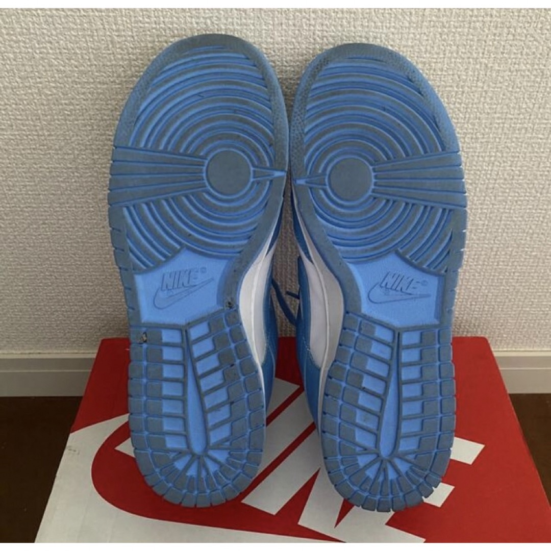 NIKE(ナイキ)のNIKE DUNK LOW UNIVERSITY BLUE 27.5cm メンズの靴/シューズ(スニーカー)の商品写真