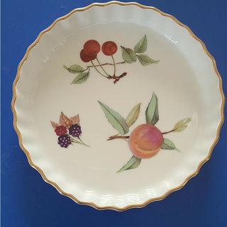 ロイヤルウースター(Royal Worcester)のロイヤルウースター　イブシャムゴールド パイ皿 タルト皿　小(食器)