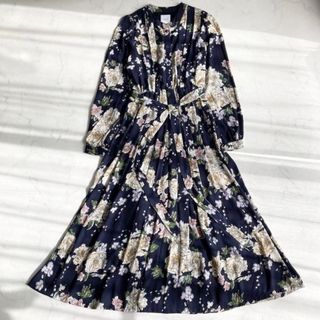 アメリヴィンテージ(Ameri VINTAGE)の【限定・美品】AMERI 花柄プリーツドレス ロングワンピース(ロングワンピース/マキシワンピース)