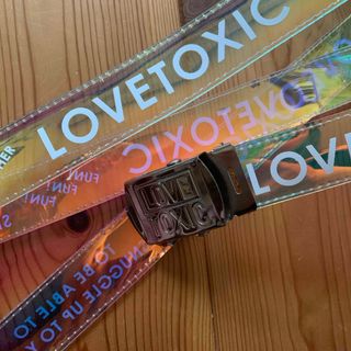 ラブトキシック(lovetoxic)のキッズベルト　女の子　ラブトキ(その他)