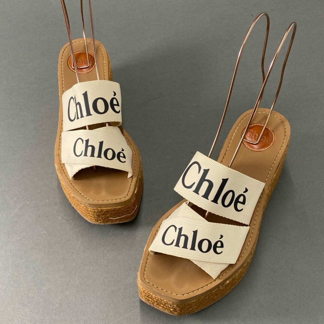 Chloe(クロエ)の4d21 《美品》 Chloe クロエ Woody ウェッジエスパドリーユサンダル 厚底サンダル 39 ベージュ系 レディース ウェッジソール レディースの靴/シューズ(サンダル)の商品写真