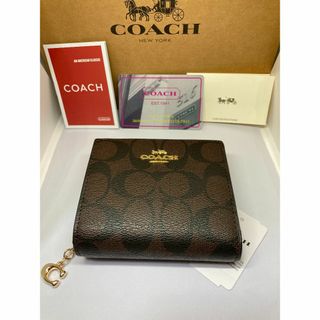 コーチ(COACH)のCOACH　コーチ　C3309　二つ折り財布　Cチャーム　スモールウォレット(財布)