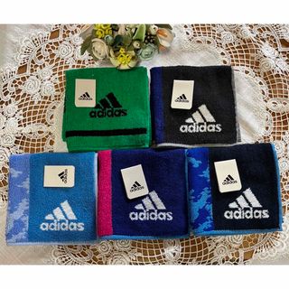 アディダス(adidas)のadidas⭐︎アディダス　タオルハンカチ(ハンカチ/ポケットチーフ)