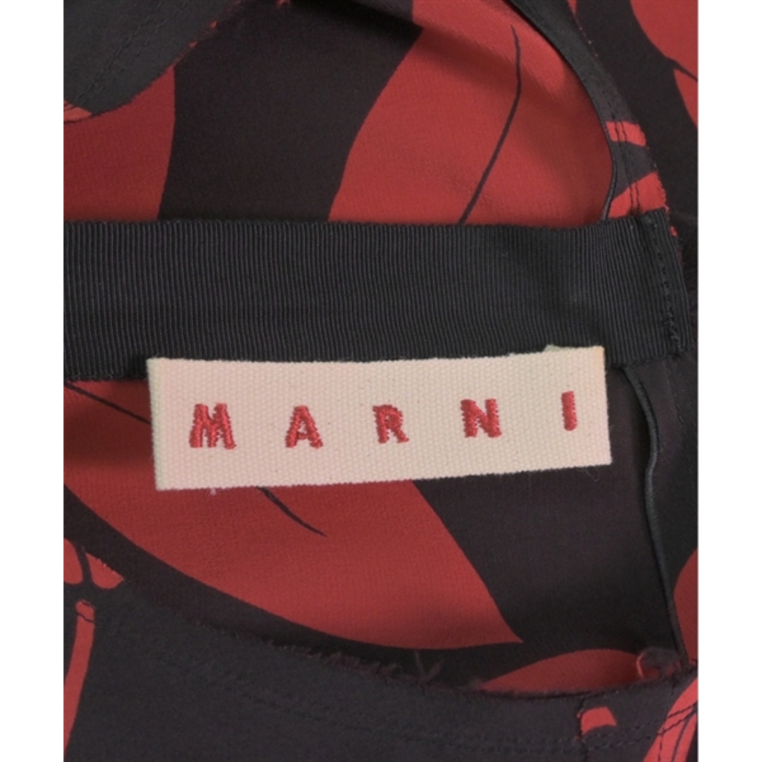 Marni(マルニ)のMARNI マルニ ワンピース 38(S位) 黒x赤(総柄) 【古着】【中古】 レディースのワンピース(ひざ丈ワンピース)の商品写真