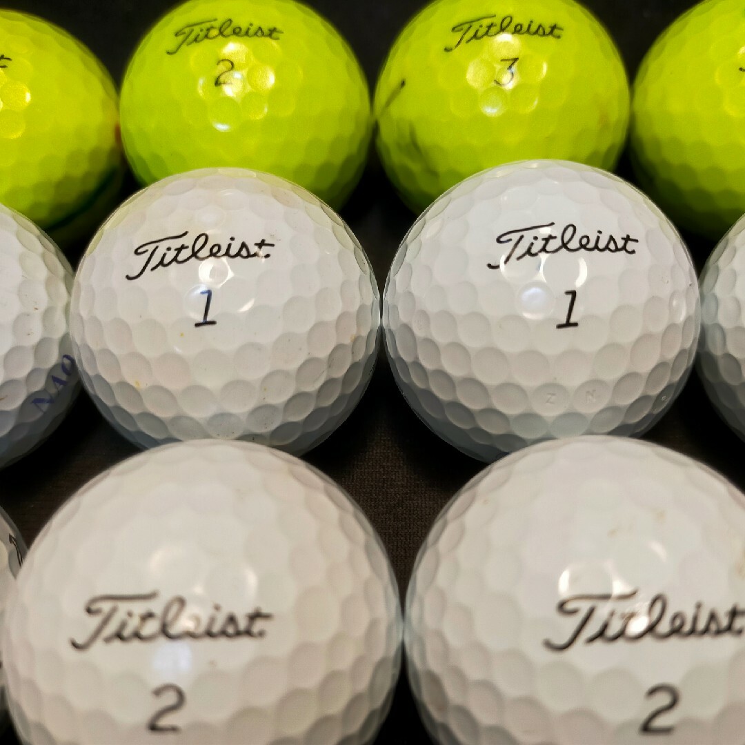 Titleist(タイトリスト)のAVX 20球 タイトリスト ロストボール ゴルフボール Titlelist スポーツ/アウトドアのゴルフ(その他)の商品写真