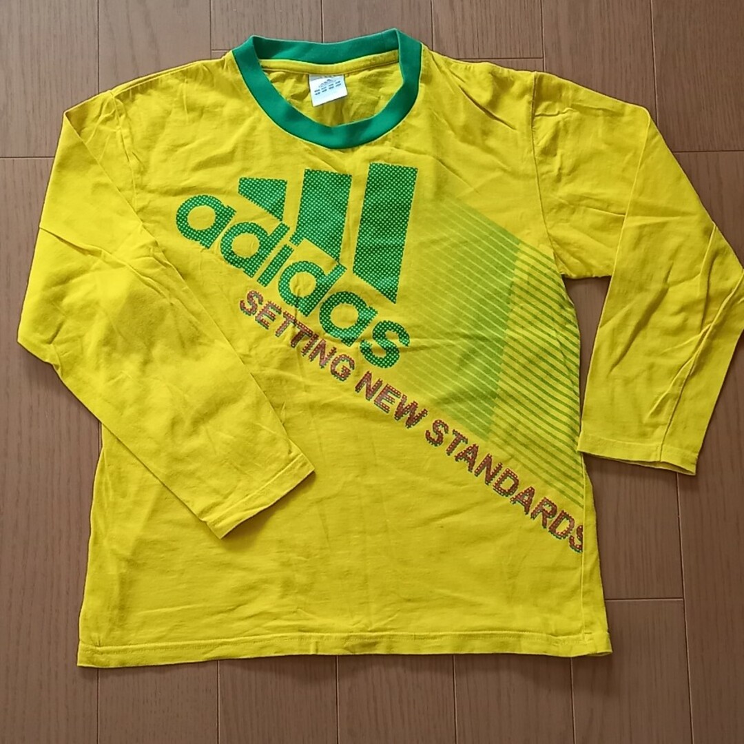 adidas(アディダス)のアディダスキッズ 150cm ロンT キッズ/ベビー/マタニティのキッズ服男の子用(90cm~)(Tシャツ/カットソー)の商品写真