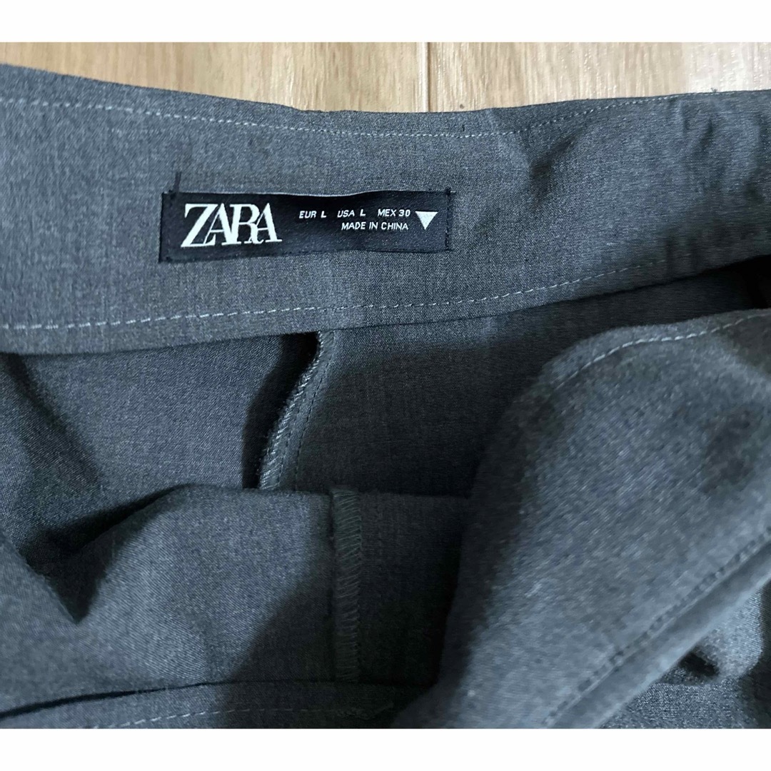 ZARA(ザラ)の美品！Lサイズ【ZARA】ボックスプリーツ入りキュロットスカート レディースのスカート(ミニスカート)の商品写真