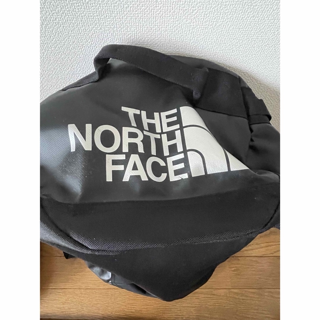 THE NORTH FACE(ザノースフェイス)のノースフェイス　The North Faceドラムバッグ メンズのバッグ(ドラムバッグ)の商品写真