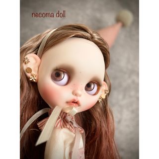 【necoma doll】ボルドーグラデヘアの白肌ちゃん◆OFフルセット！