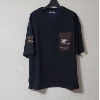 新品　黒✕紺　ポケット付きカットソー(Tシャツ/カットソー(半袖/袖なし))