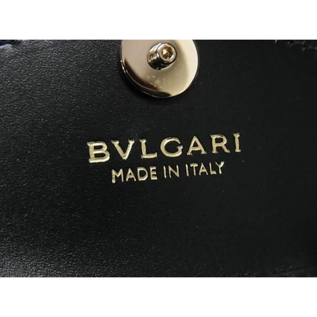 BVLGARI(ブルガリ)の■新品同様■ BVLGARI ブルガリ セレペンティ フォーエバー レザー バッグチャーム 小物入れ マルチケース レディース グリーン系 AW5487 メンズのファッション小物(その他)の商品写真