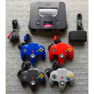 ニンテンドウ64(NINTENDO 64)のNintendo64 ブラック一式 (家庭用ゲーム機本体)