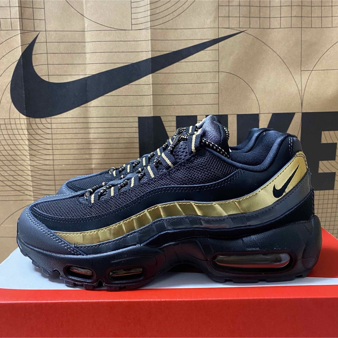 NIKE(ナイキ)の24.5cm NIKE AIR MAX 95 PRM メンズの靴/シューズ(スニーカー)の商品写真