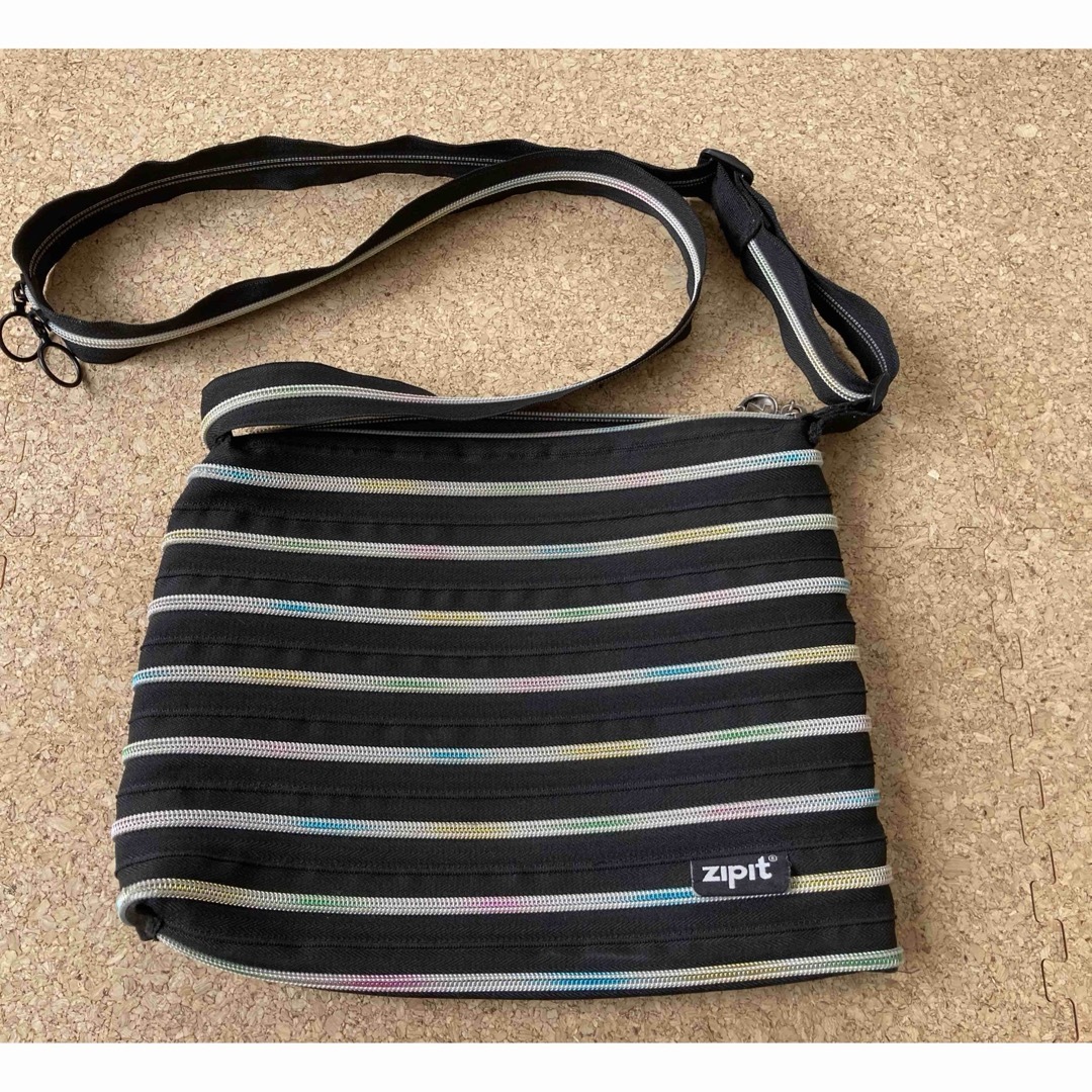 ZIPIT ショルダーバッグ レディースのバッグ(ショルダーバッグ)の商品写真