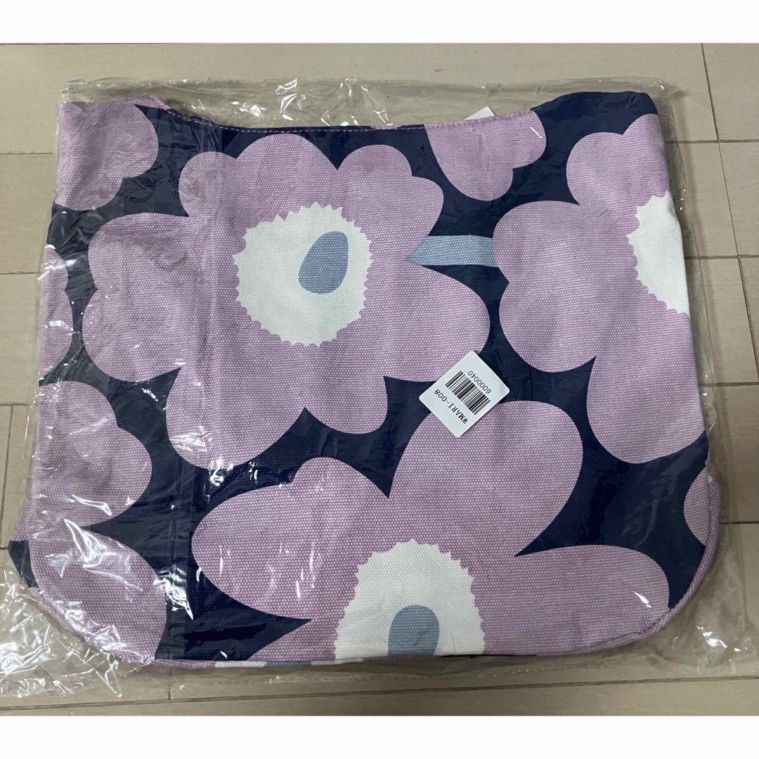 marimekko(マリメッコ)の新品　マリメッコ　ショルダーバッグ　ウニッコ柄　パープル×ネイビー　花柄 レディースのバッグ(ショルダーバッグ)の商品写真