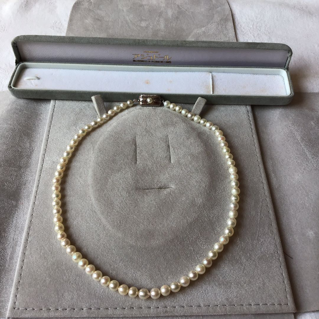 ベビーパール　本パールネックレス　真珠ネックレス　く20 レディースのアクセサリー(ネックレス)の商品写真