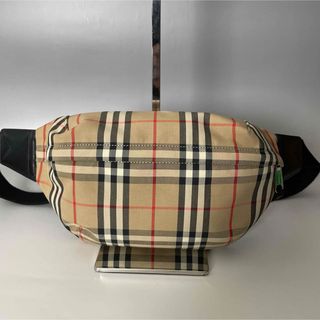 Burberry 極美品 ヴィンテージチェック ボディバッグ バーバリー ノバ