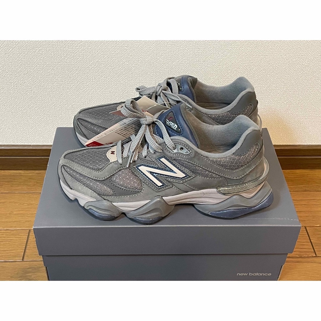 New Balance(ニューバランス)の新品 NEWBALANCE U9060ECC 24.5cm レディースの靴/シューズ(スニーカー)の商品写真