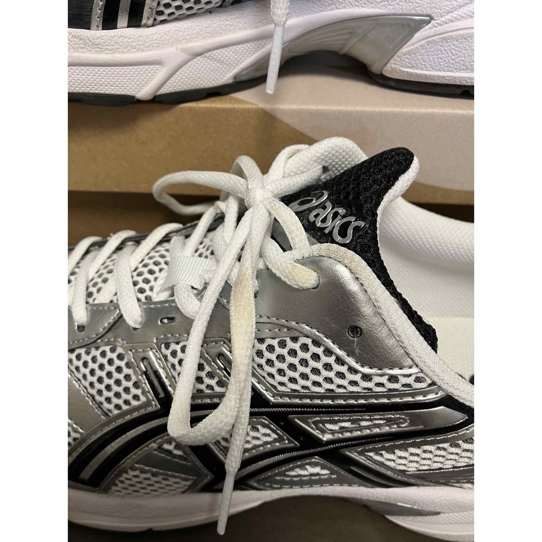 asics(アシックス)のGW限定価格！asics GEL1130 WHITE 29cm 美品 アシックス メンズの靴/シューズ(スニーカー)の商品写真