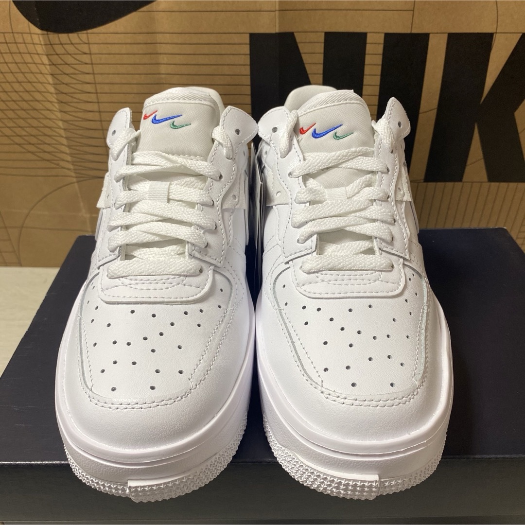 NIKE(ナイキ)の24.5cm W AIR FORCE 1 FONTANKA レディースの靴/シューズ(スニーカー)の商品写真