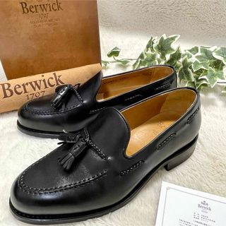 バーウィック(Berwick)の箱付き美品 Berwick バーウィック タッセルローファー ダイナイトソール(ドレス/ビジネス)