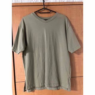 ユニクロ(UNIQLO)のリラックスフィットVネックTシャツ（半袖）(Tシャツ/カットソー(半袖/袖なし))