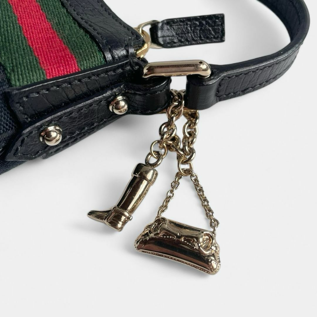 Gucci(グッチ)のグッチ ハンドバッグ 145970 GGキャンバス シェリーライン ブラック レディースのバッグ(ハンドバッグ)の商品写真