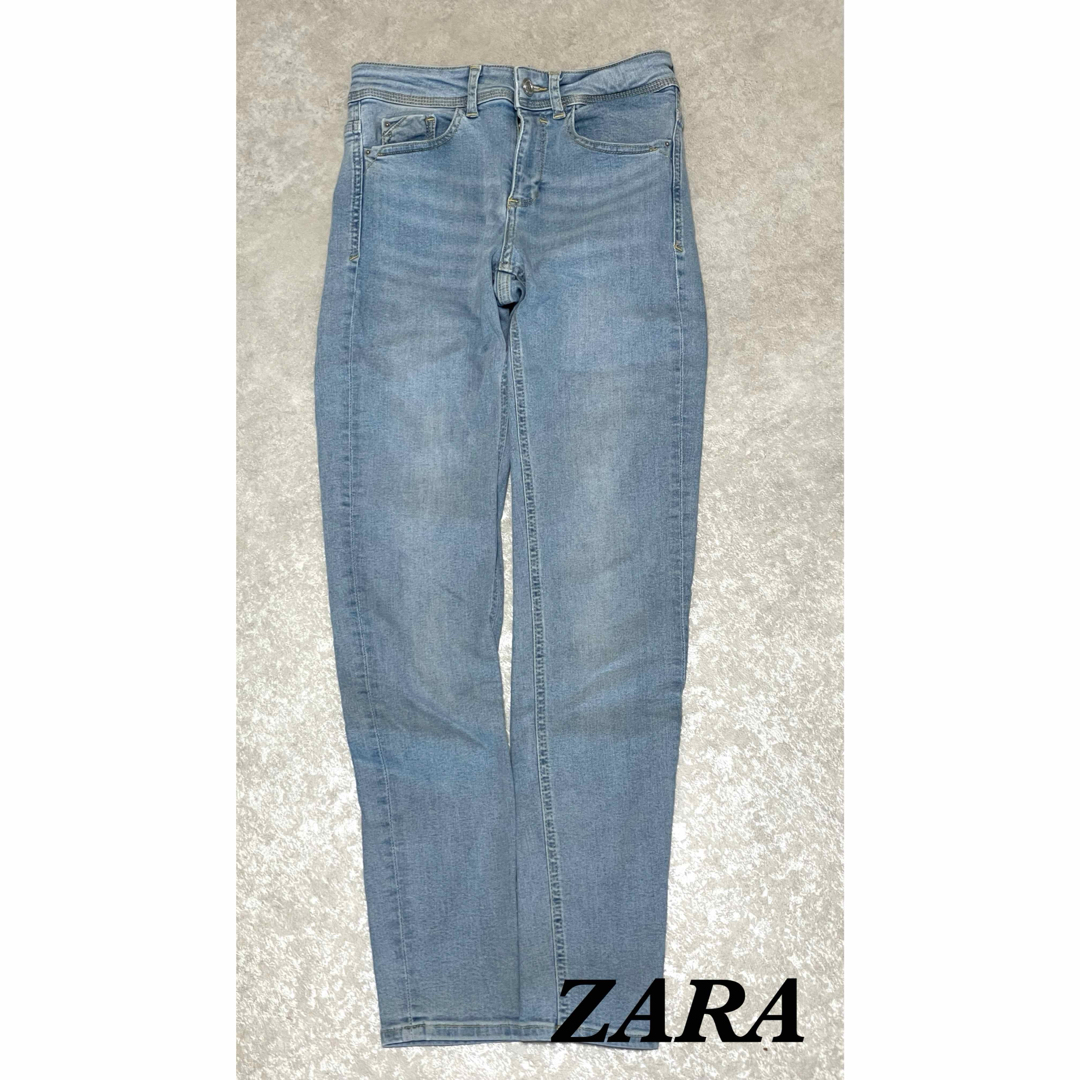 ZARA(ザラ)の▷ ZARA ジーンズ 美品 レディースのパンツ(デニム/ジーンズ)の商品写真