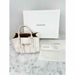 バレンシアガ(Balenciaga)の美品！バレンシアガ　ペーパーミニバッグ　白　パイソン　ショルダー(ハンドバッグ)