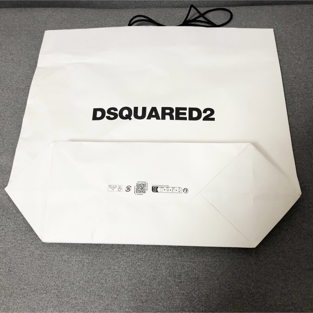 DSQUARED2(ディースクエアード)のディースク　ディースクエアード　ショッパー レディースのバッグ(ショップ袋)の商品写真