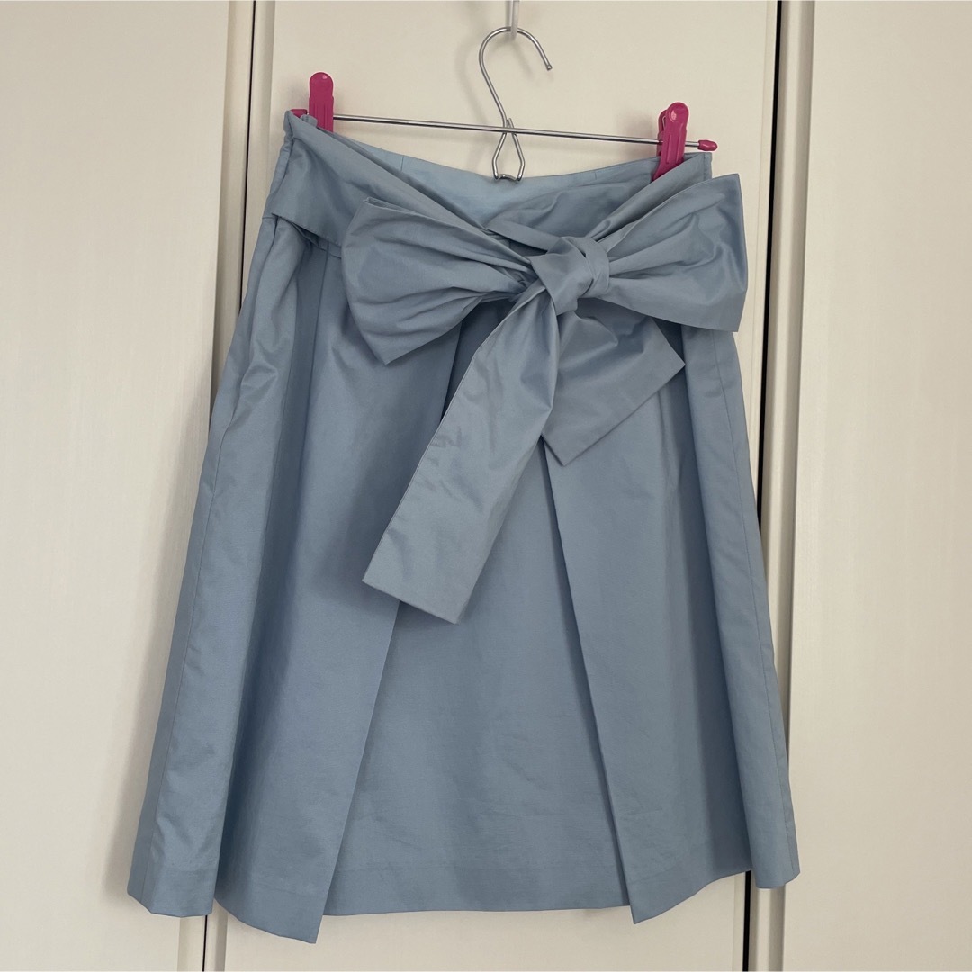 JUSGLITTY(ジャスグリッティー)のジャスグリッティー JUSGLITTY スカート ブルー シンプル　Sサイズ レディースのスカート(ミニスカート)の商品写真