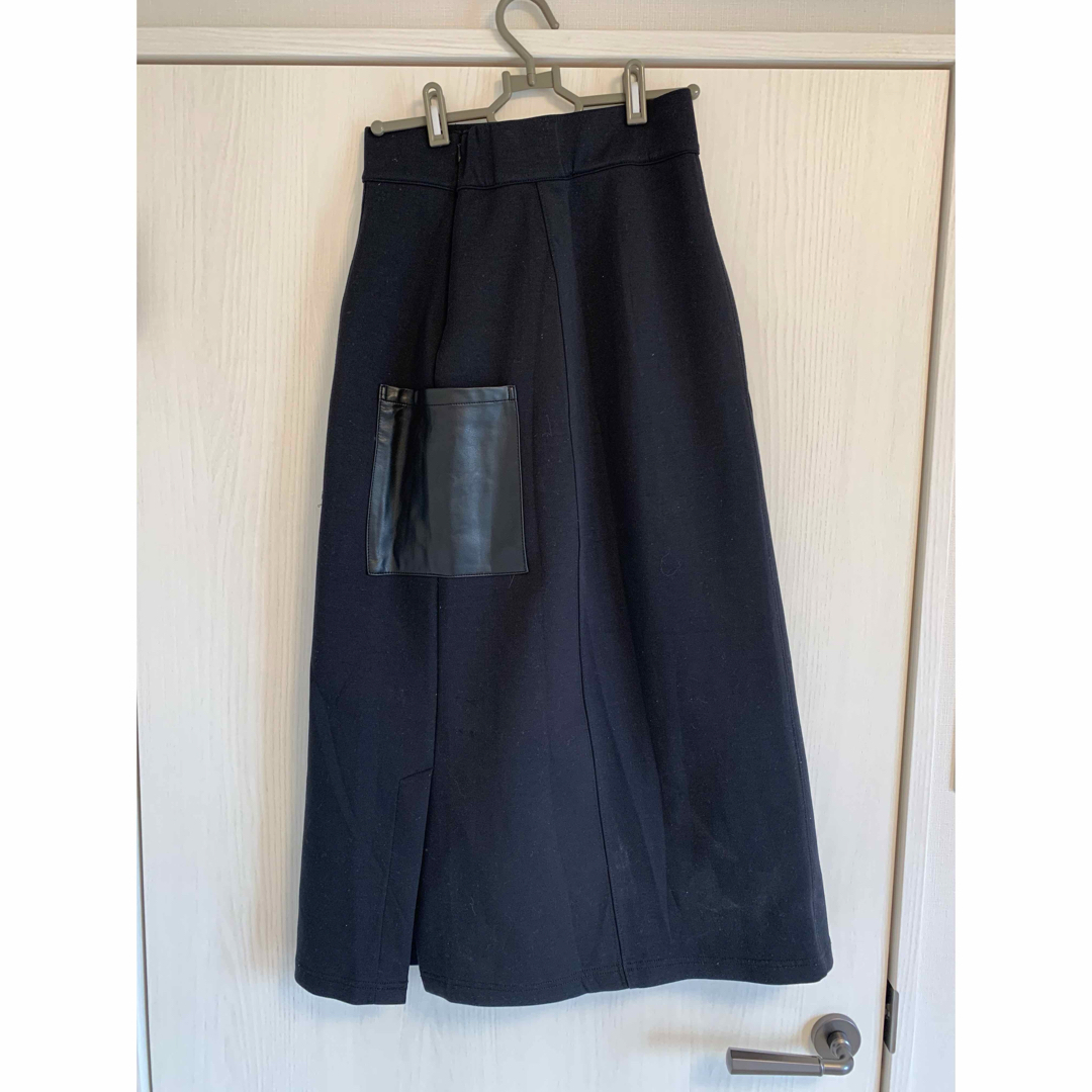 COTORICA コトリカ　フェイクレザーポケットスカート　ブラック　黒 レディースのスカート(ロングスカート)の商品写真