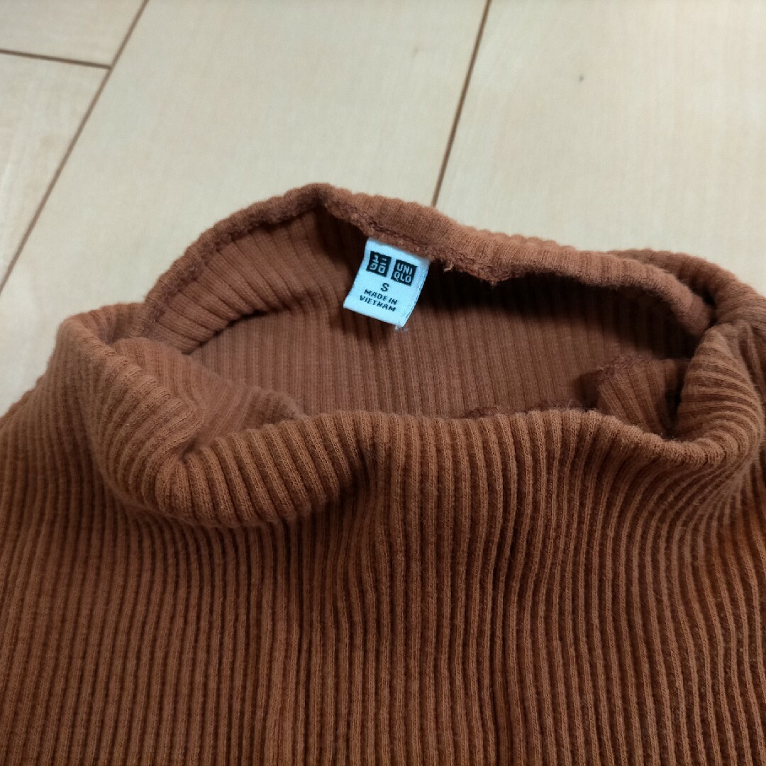 UNIQLO(ユニクロ)のユニクロ  リブハイネックTシャツ(五分袖) レディースのトップス(シャツ/ブラウス(長袖/七分))の商品写真