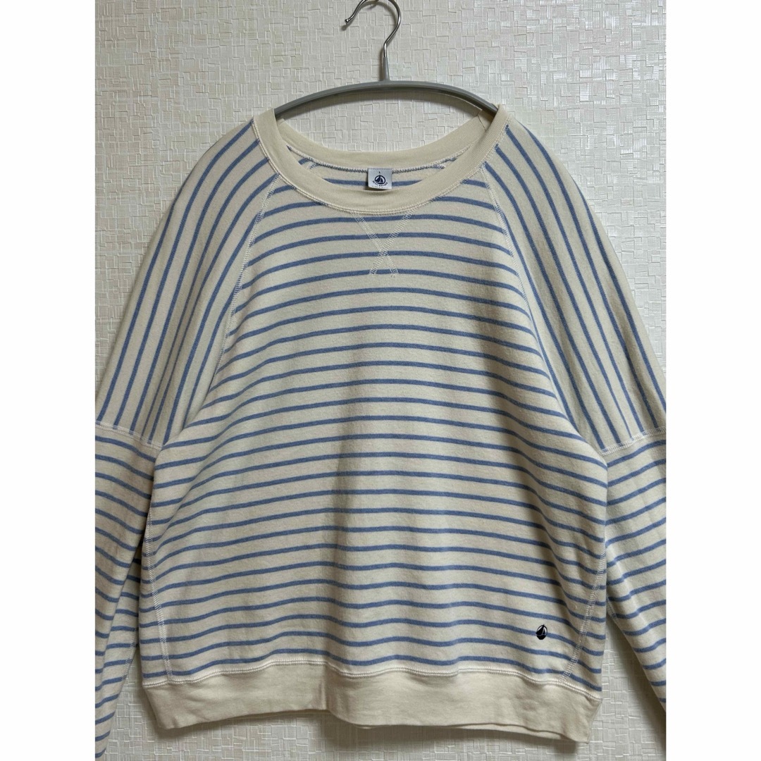 PETIT BATEAU(プチバトー)のPETIT BATEAU/プチバトー　ボーダースウェット　水色　Ｌ レディースのトップス(トレーナー/スウェット)の商品写真