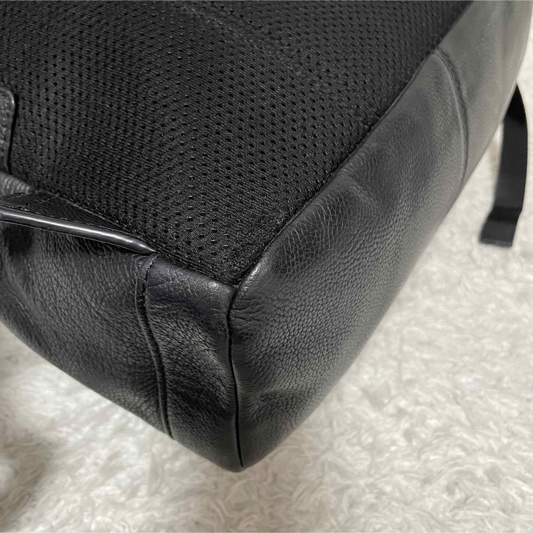 Michael Kors(マイケルコース)のマイケルコース　バックパック　リュック　大容量　A4可　通勤通学　ビジネス　ロゴ メンズのバッグ(バッグパック/リュック)の商品写真