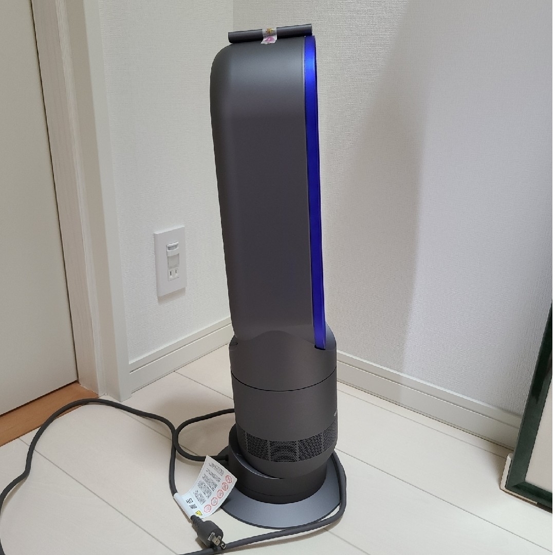 Dyson(ダイソン)の【美品】Dyson　ダイソンhot+cool　AM09　2019年製 スマホ/家電/カメラの冷暖房/空調(扇風機)の商品写真