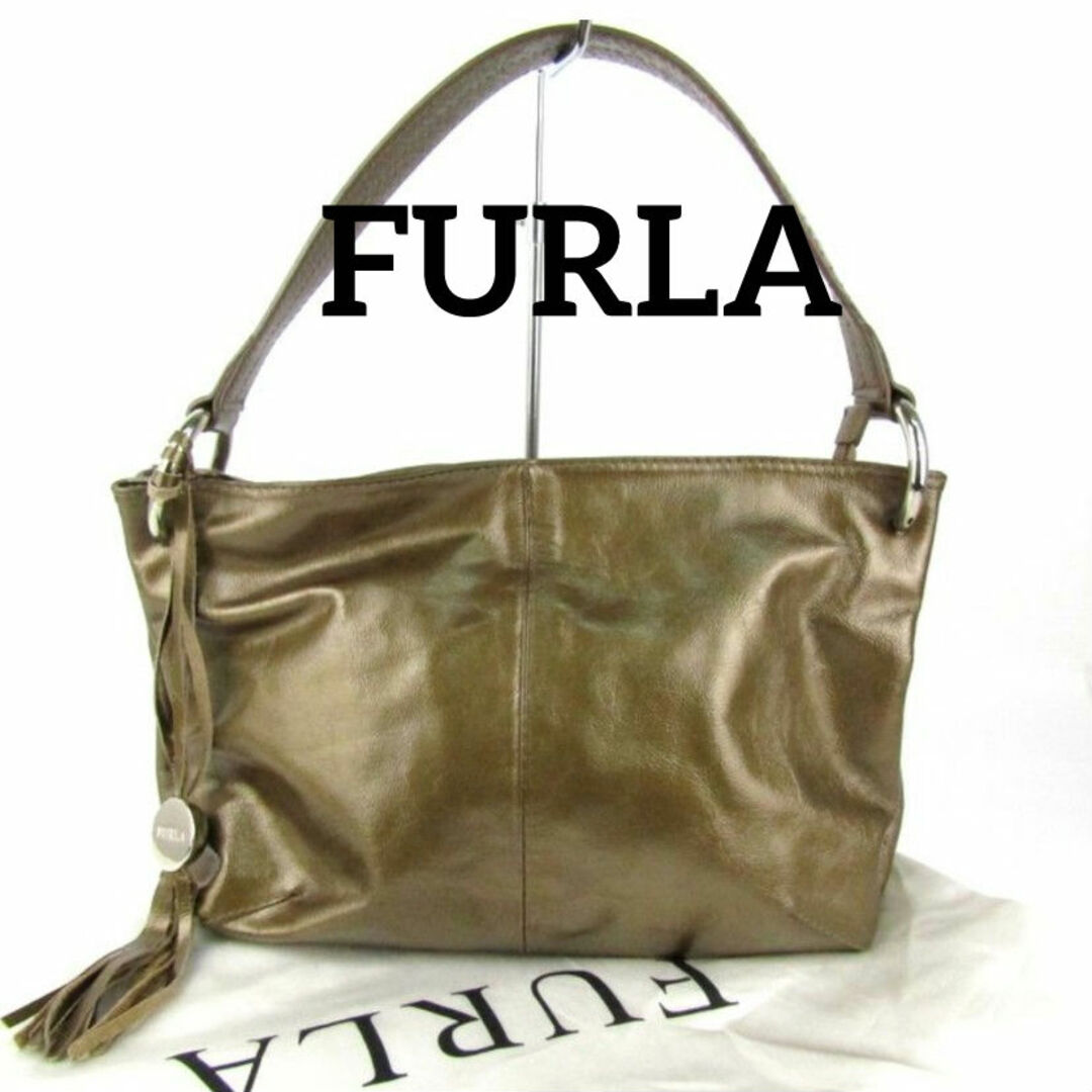 Furla(フルラ)のFURLA　ワンショルダーバック　ハンドバッグ　肩掛け　ゴールド　レディース レディースのバッグ(ショルダーバッグ)の商品写真