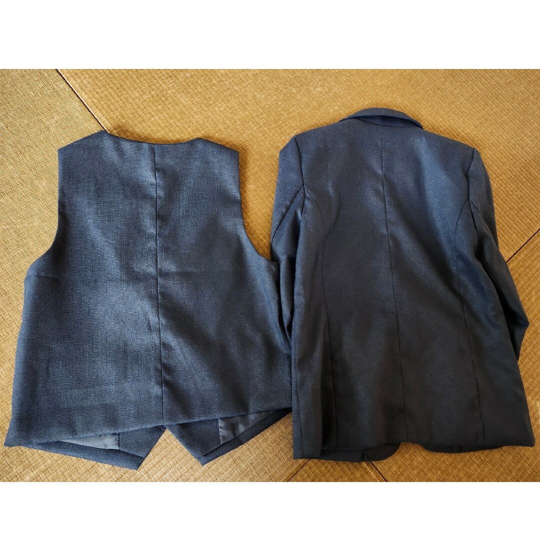 子供用スーツ　男の子　卒園式　入園式　　110cm キッズ/ベビー/マタニティのキッズ服男の子用(90cm~)(ドレス/フォーマル)の商品写真