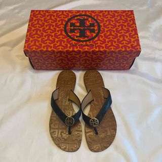 トリーバーチ(Tory Burch)のTORYBURCH トリーバーチ サンダル レザー　美品(サンダル)