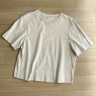 ユニクロ(UNIQLO)のユニクロ　クロップドTシャツ　綿100%(Tシャツ(半袖/袖なし))